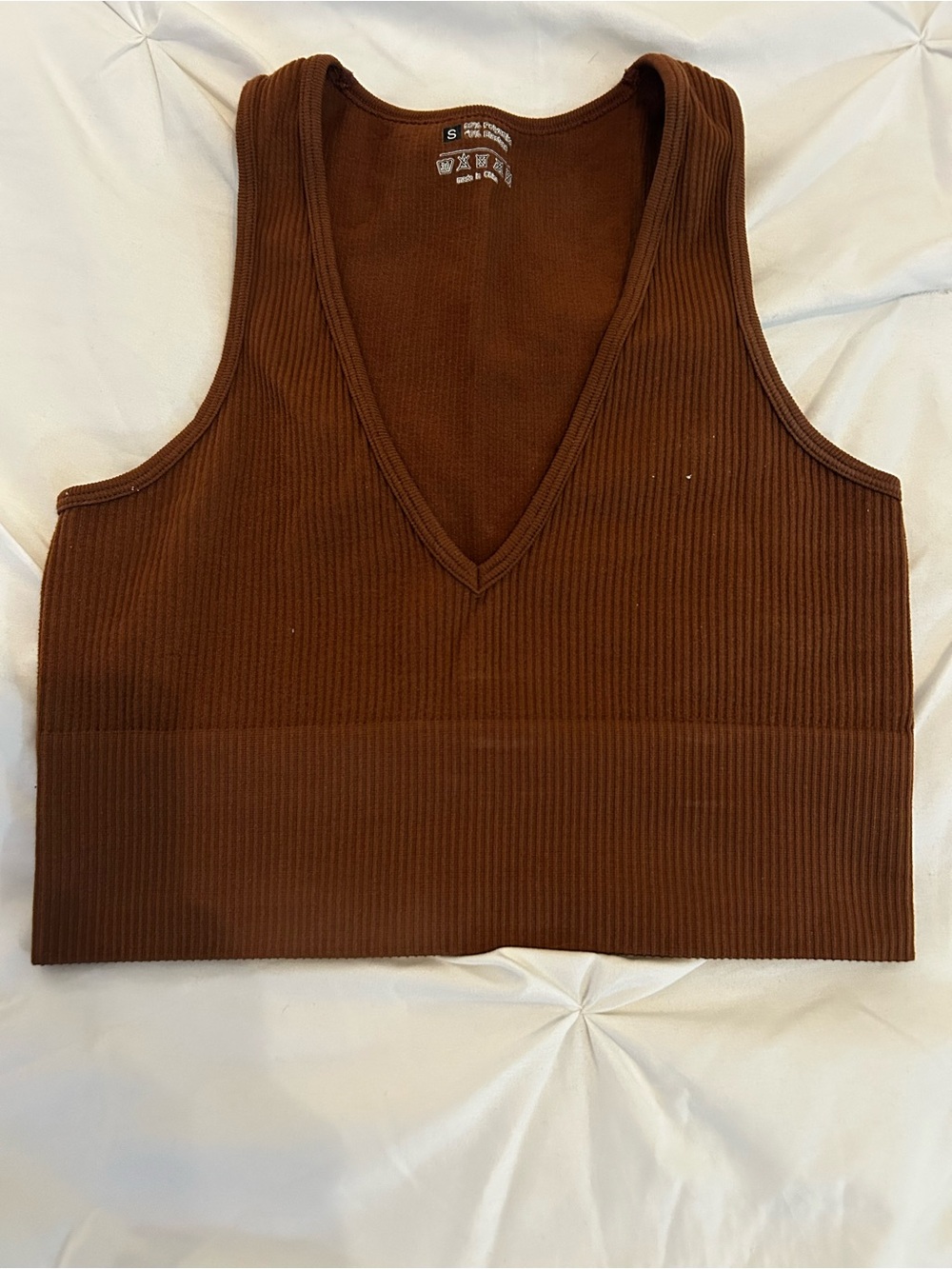 Amazon Ribbed V-Neck Crop Tank Top - Brown